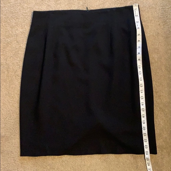 Jones New York Skirt Suit, Size 16, Black - Picture 9 of 10